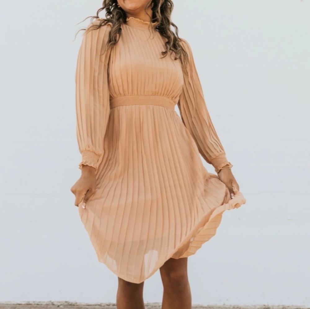 Pretty ROOLEE The Crown pleated dress camel tan stretchy waist midi Rare Size L